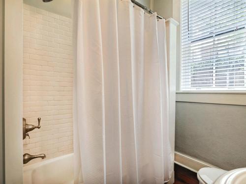 Lafayette Row Unit 2 - image 8