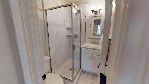 Suite Escape - image 13
