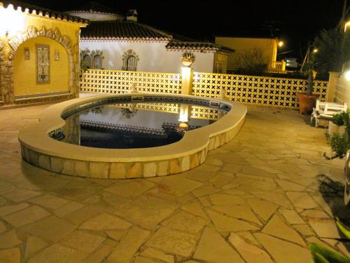 12 Esperanza - image 3
