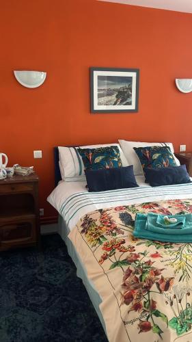 1 double bed
