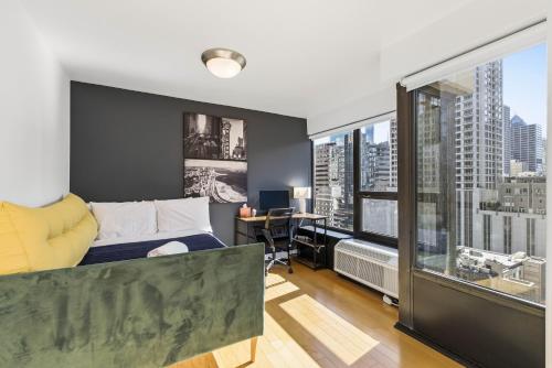 2bd River North Million Dollar Views! Parking Incl condo - image 5