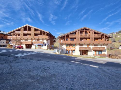 Appartement confortable avec balcon et WIFI, au pied des pistes - FR-1-505-15 in Notre Dame De Bellecombe
