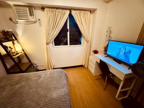 room detail thumbnail 1