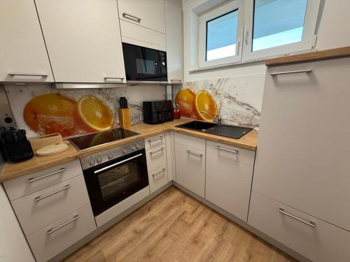 Kitchen, Premium Yacht Ausstattung Apartments Hotel 3 in Neugraben-Fischbek