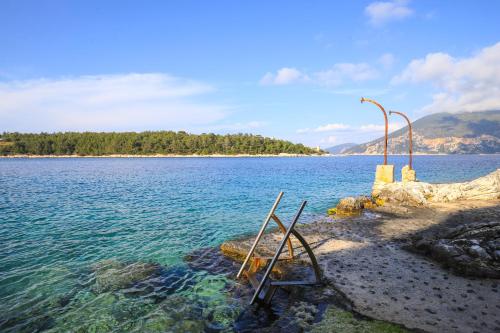 Villa Xenia in Karavados village, private Pool, Barbecue, Top view! - Kefalonia