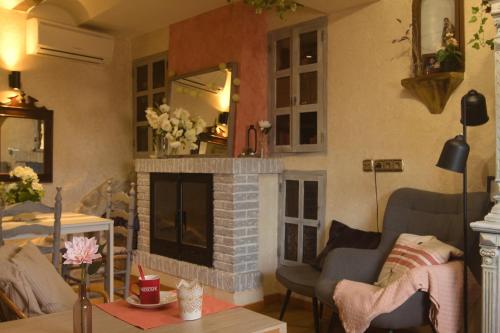 Casa de piedra recién reformada LUNA ROSA gîte à louer Biar