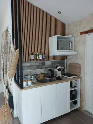 Le Cosy Cabarieu in Saint-André-de-Cubzac