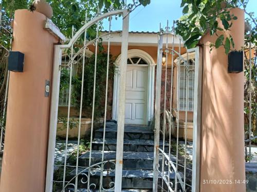 "Mi Casa" en Jujuy con piscina