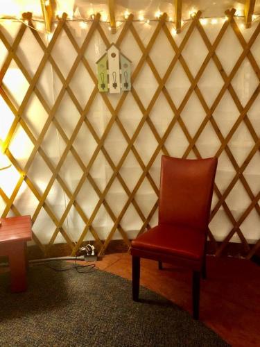 Magical Yurt Rental for Glamping in North Carolina in 阿爾伯馬爾