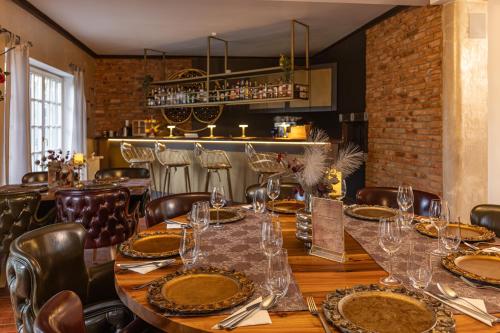 Restaurant, Villa Westfalia Boutique Villa & SPA Adult Only` in Targu Secuiesc