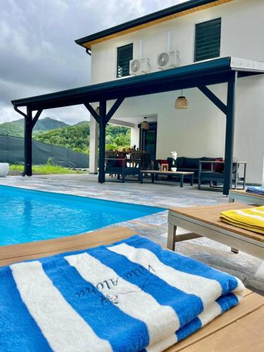 Villa Aloha - Classee 5 Etoiles - Avec Piscine - Martinique