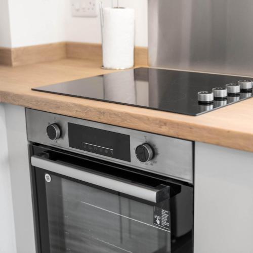 keuken, Modern Two Bed Apartment - Netflix - Parking 54C in Quarry Bank