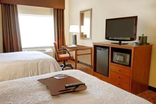 Hampton Inn Bangor - image 8