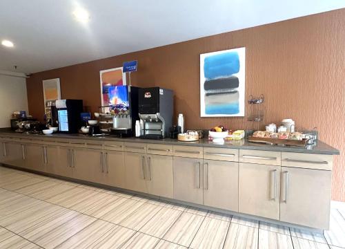 Best Western Erie Inn & Suites in Erie, USA