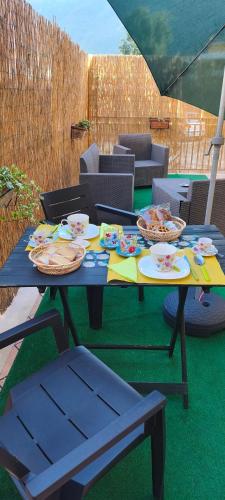 Їжа та напої, I Fiori di AminA in П'єтрамелара