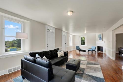 Spacious 5-Bed Retreat in Charming Kennett Square