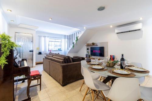 Casa com 4 quartos no Ipiranga | Brazilian Corner