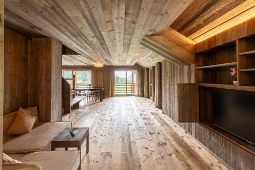 Mountain Exzelent Residence - Luxury Alpine Apartments in Rasun Anterselva