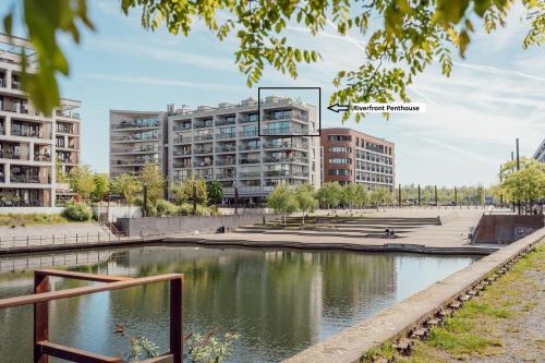 外部景觀, Stylish Riverfront Penthouse with Skyline View in 奧芬巴赫