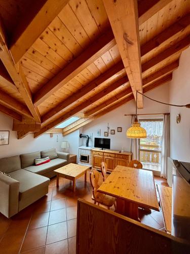 Pragma Apartments - Appartamento Genziana
