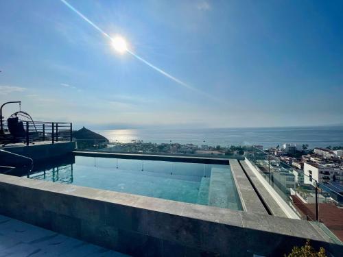 Casa ROMÁNtica NEW modern 1-bedroom with ocean views
