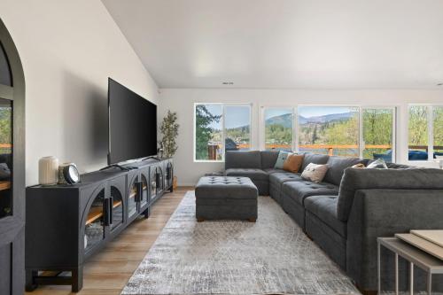 Big Lake Waterfront Retreat in 弗農山