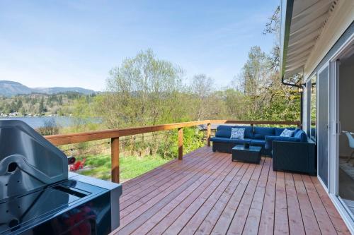 Big Lake Waterfront Retreat in 弗農山