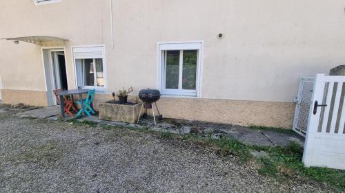 Champvans centre - Appartement calme et tout confort en plein centre du village in Foucherans (Franche-Comte)