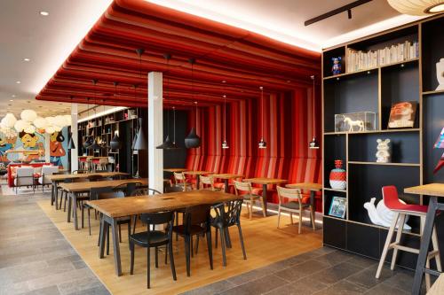 citizenM Copenhagen Radhuspladsen - image 7