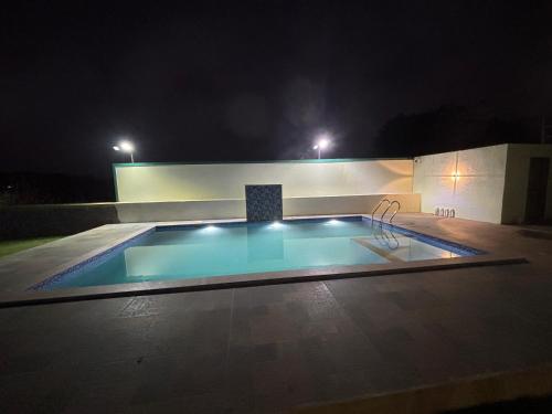 Lake Breeze Resort - image 3