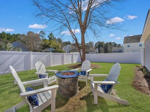 المنظر الخارجي, Coastal Quarters in Bluffton - Dog Friendly! Bluffton Park Lowcountry Charmer in Bluffton