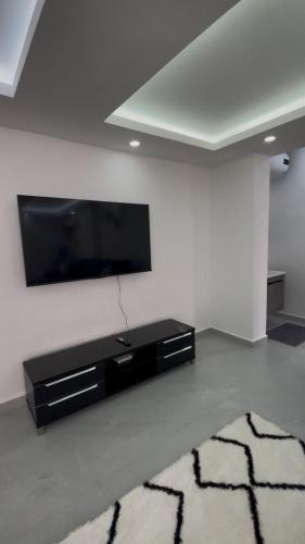 Dhamma Home 2 - image 2