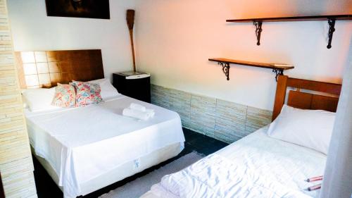 1 double bed, 1 twin bed
