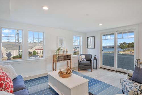 Thomas Sea Suites at Harbourtown in Plymouth, USA