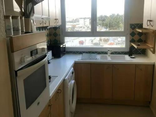 Chambre Privée Cosy- Dans Appartement Moderne en Colocation- Tram A-V1-2 (Chambre Privee Cosy- Dans Appartement Moderne en Colocation- Tram A-V1-2) in 梅里尼亞克