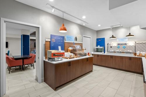 Holiday Inn Express Ogden By IHG - 식음료(F&B)