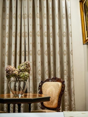 Strands Of Time Hotel Bruges - image 3