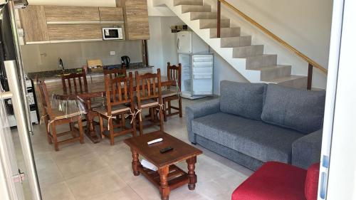 Duplex 1 en villa el chocon LO DE CARLITOS in 比利亞埃爾喬康