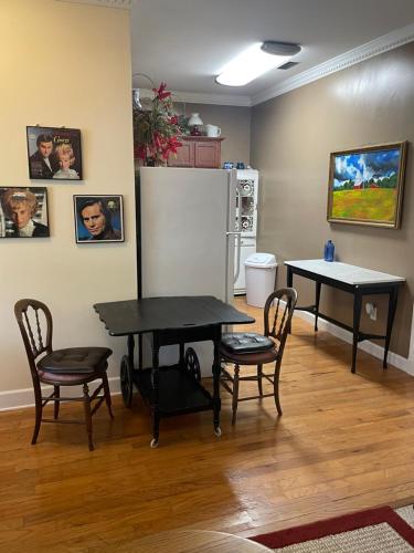 Létesítmények, George Jones Fan Studio in Camden (TN)