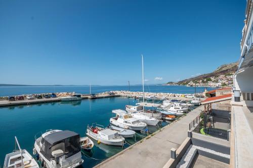 Apartments by the sea Sumpetar Omis - 18286 - image 4