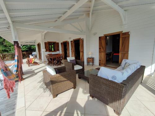 Удобства, Villa de charme avec piscine et vue mer à Deshaies (Villa de charme avec piscine et vue mer a Deshaies) in Дешайес