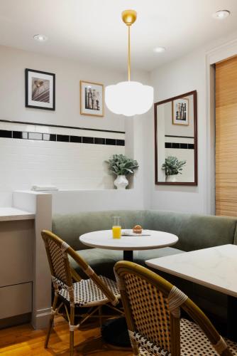 Best Western Plus Hospitality House Suites - image 9