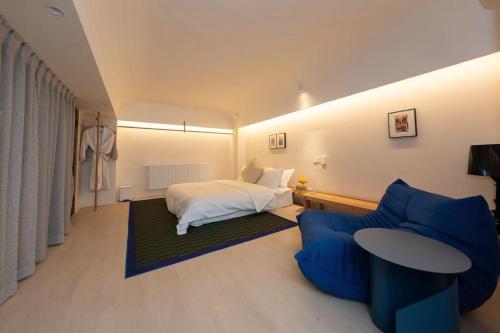 Chengdu Kuanzhai Yuntu Serviced Apartment - image 3