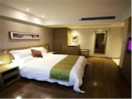 Home Inn JiNan Jiefang Road Home Inn JiNan Jiefang Road is a popular choice amongst travelers in Jinan, whether exploring or just passing through. The property features a wide range of facilities to make your stay a pleasant ex
