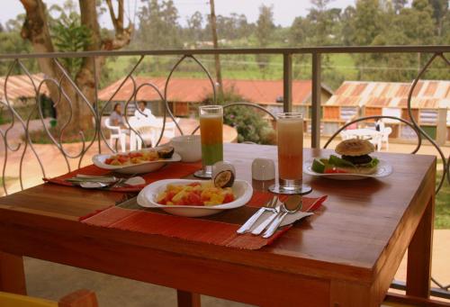 Alimentos e Bebidas, Dutchess Hotel and Restaurant in Fort Portal