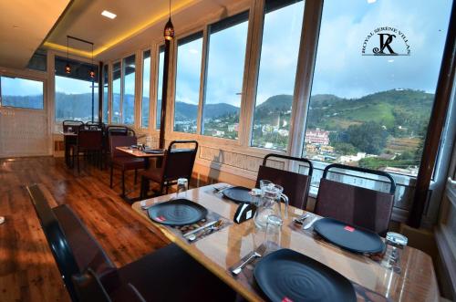 Restaurant, Royal Serene Villas in Rose Garden