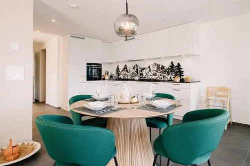 Apartment Mönch in See- und Bergnähe, modern, mit Balkon, 4 Gäste in Spiez, Schweiz