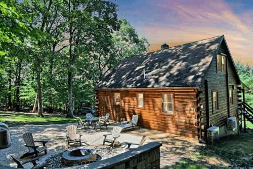 . Log Cabin | Fire Pit | Ping Pong | Cozy