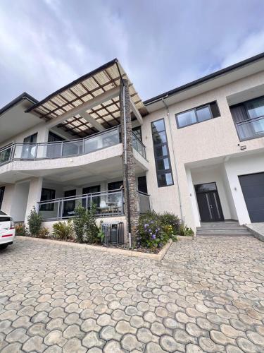 Willowbrook in Aburi