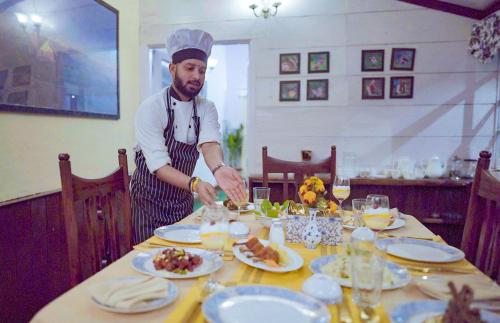 Food and beverages, Yule Tea Retreat in Chamu Tea Garden